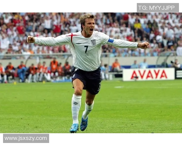 足球明星展现帅气踢球动作的精彩瞬间与魅力风采